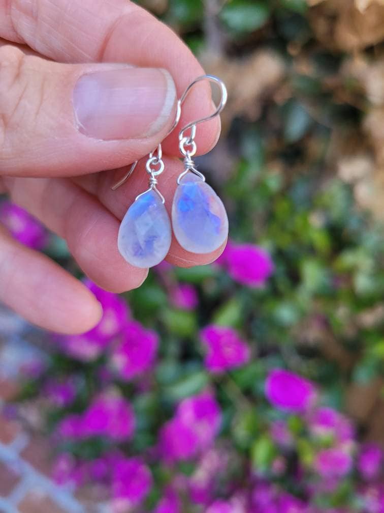 Auffällige Mondstein Ohrringe. Silber, Gold Und Roségold Erhältlich von BohemeByVicki