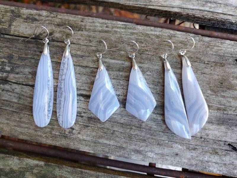 Einzigartige Blaue Spitze Achat Ohrringe. Silberblaue Spitzen Ohrringe von BohemeByVicki