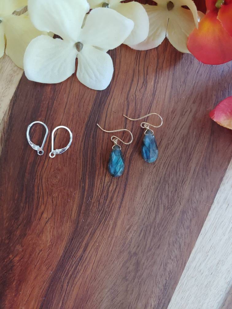 Schlichte Auffällige Labradorit Ohrringe. Silber Gold Rosengold von BohemeByVicki