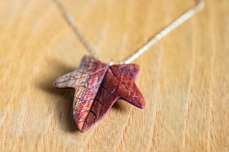 Efeu Blatt Anhänger von BohemiAnaCZ