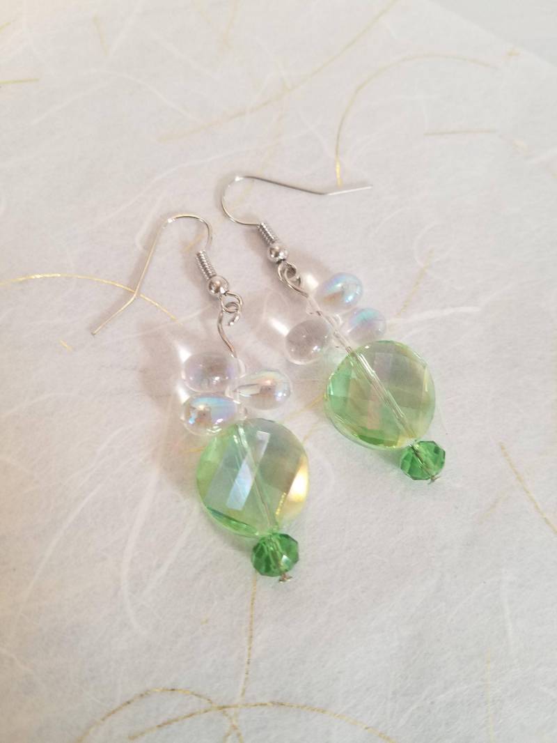 Frühling Regen Kristall Tropfen Ohrringe Frühling Regen Kristall Tropfen Ohrringe von BohemianBabeDesign
