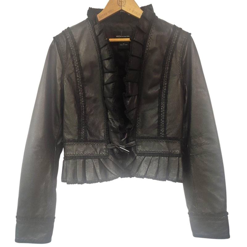 Vintage Schwarze Kurz Lederjacke Damen Größe M Steampunk Goth Falten Und Rüschen Von Moda International von BohemianBlueOwl
