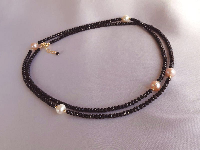 Schwarzer Spinell Kette, Lange Schwarze Edelstein Schwarzer Und Perlen, Geschenk Für Sie Schwarzer Spinell Kette, Lange Schwarze Edelstein Schwarzer Und Perlen, Geschenk Für Sie von BohemianPleasures