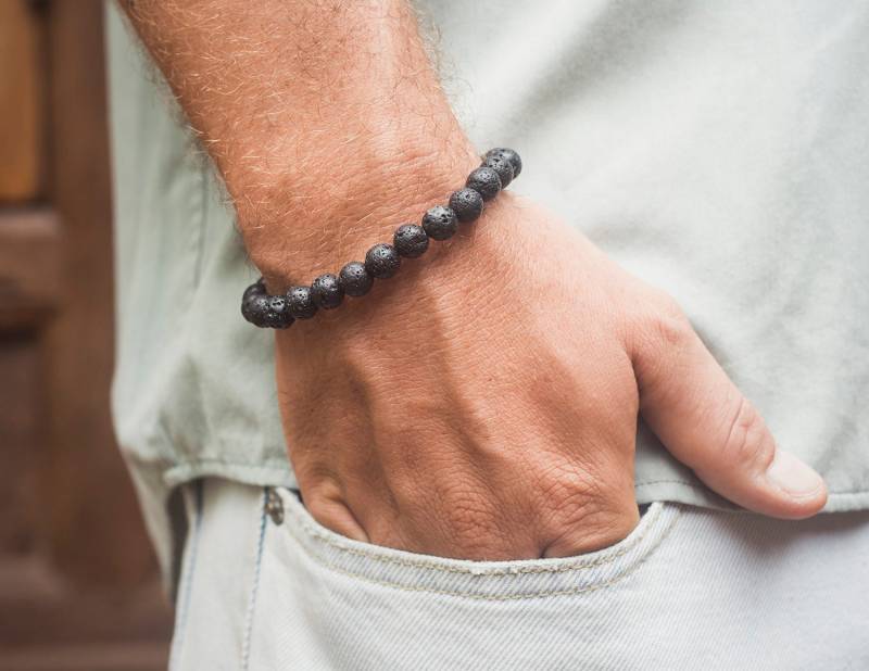 Herren Armband, Perlen Lava Stein Geschenk Für Männer, Papa, Freund Mann Handgelenk Mala Schwarze von BohemianTreasureSHOP