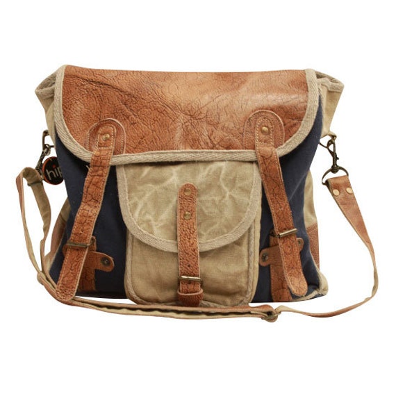 Blaue Umhängetasche Aus Canvas von Bohemiobags