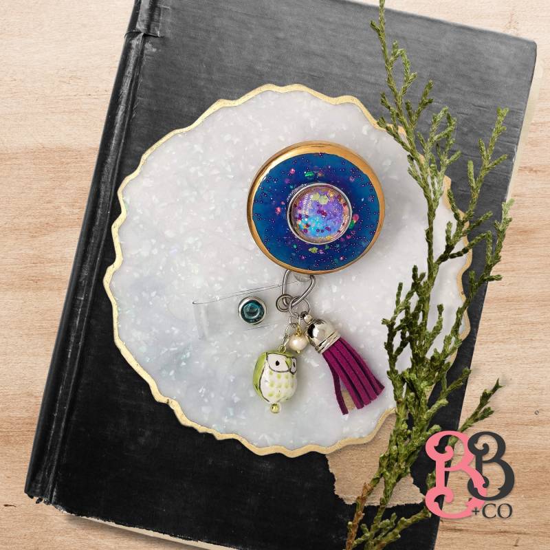 Blaue Und Violette Snap-Abzeichenrolle Mit Quaste Eulen-Charm-Verzierung von BohoBullyandCo