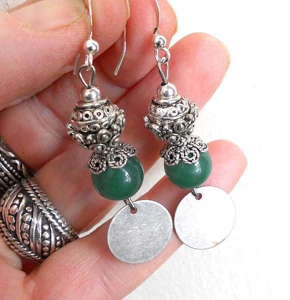 Handgemachte Grüne Jade Ohrringe Boho Silber Edelstein Schmuck von BohoChicGypsyJewelry