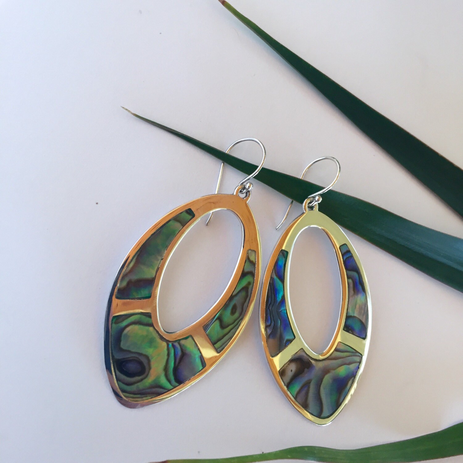 Kaile'a Echte Paua Abalone Teardrop Baumeln Sterling Silber Ohrringe Kaile'a Echte Paua Abalone Teardrop Baumeln Sterling Silber Ohrringe von BohoChicHawaii