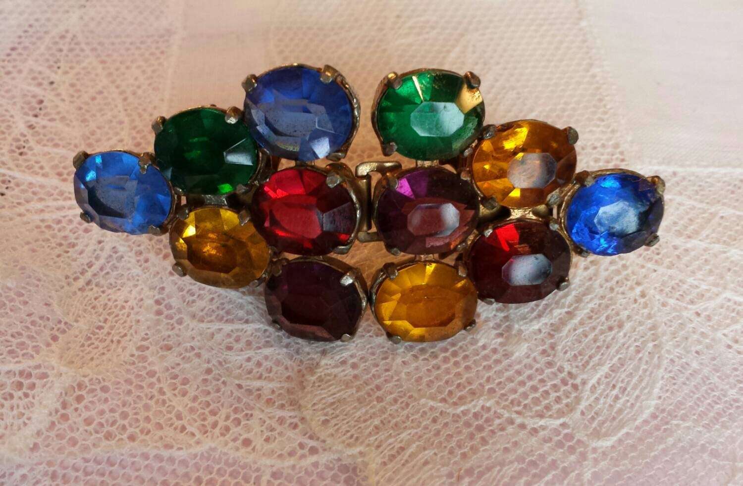 Atemberaubende Vintage 1930Er Jahre Strass Gürtel Clips... Mehrfarbig... Prong Set Atemberaubende Vintage 1930Er Jahre Strass Gürtel Clips... Mehrfarbig... Prong Set von BohoChicVintage