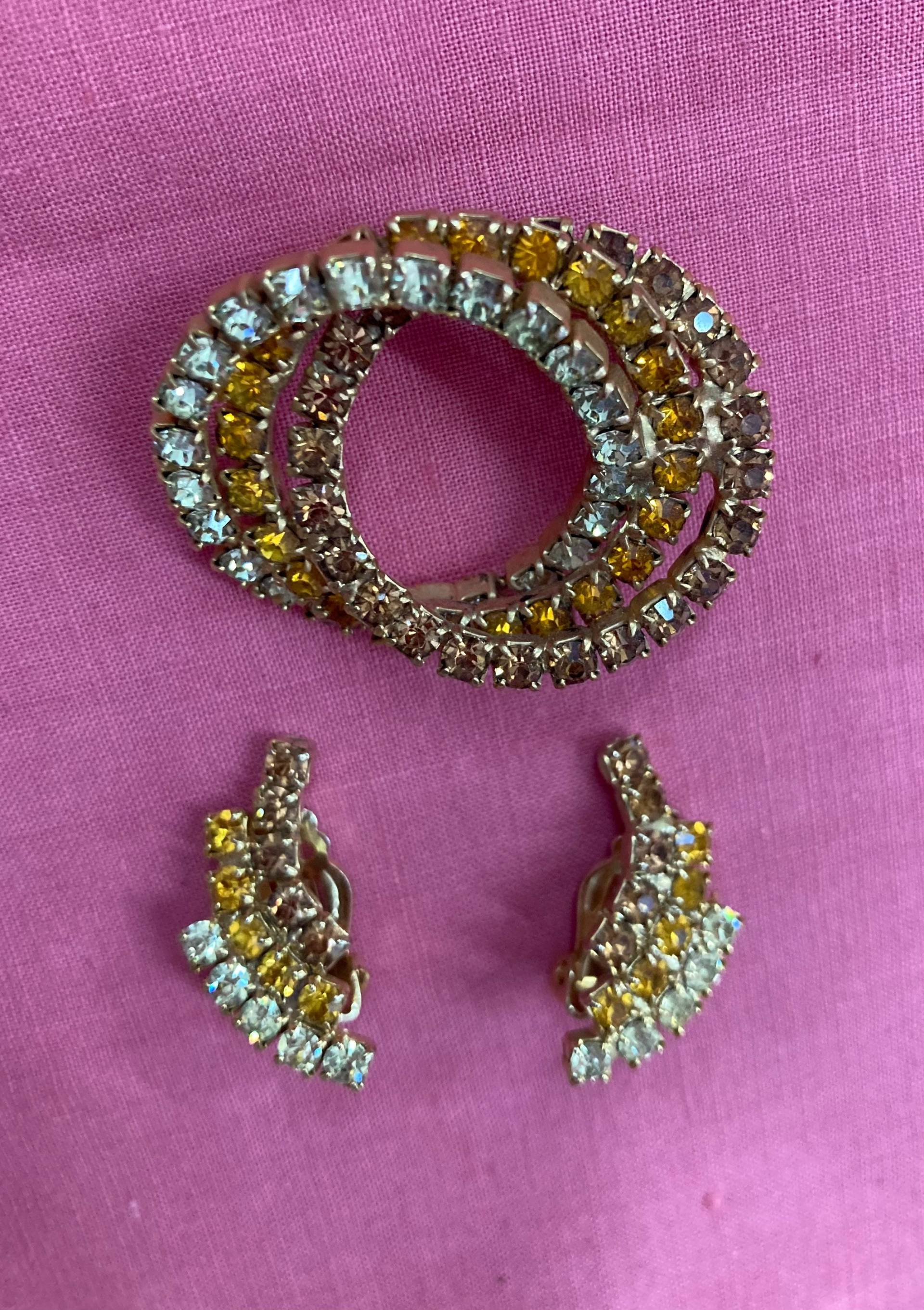 Vintage 80Er Jahre Bernstein Strass Brosche Und Ohrringe Set. Brauner Clip An Ohrringen & Broschen Vintage 80Er Jahre Bernstein Strass Brosche Und Ohrringe Set. Brauner Clip An Ohrringen & Broschen von BohoChicVintage
