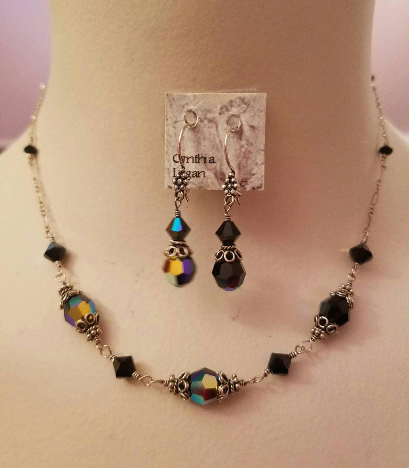 Vintage Inspiriert Jet Schwarz Ab Swarovski Kristall Halskette & Ohrringe Set. Handgemachte Sterling Silber Set Vintage Inspiriert Jet Schwarz Ab Swarovski Kristall Halskette & Ohrringe Set. Handgemachte Sterling Silber Set von BohoChicVintage