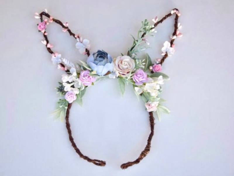 Blumen Hasenohren Haarband Woodland Osterfotorequisite von BohoHaloCompany