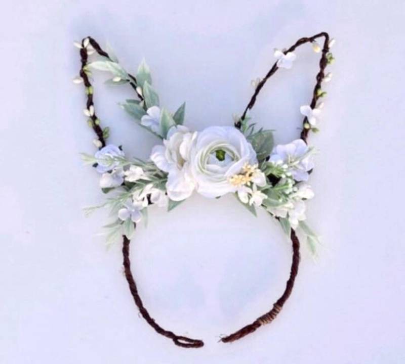 Blumen Hasenohren Haarband Woodland Osterfotorequisite von BohoHaloCompany