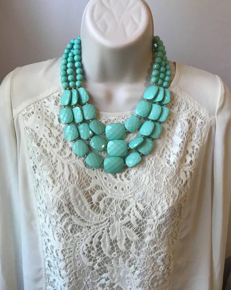 Mint Grün Farbverlauf Bubble Bead Style Mehr Strang Chunky Perlen Kaskade Chandelier Statement Halskette Mit Passenden Ohrringen Weitere Farben von BohoJewelBoutique