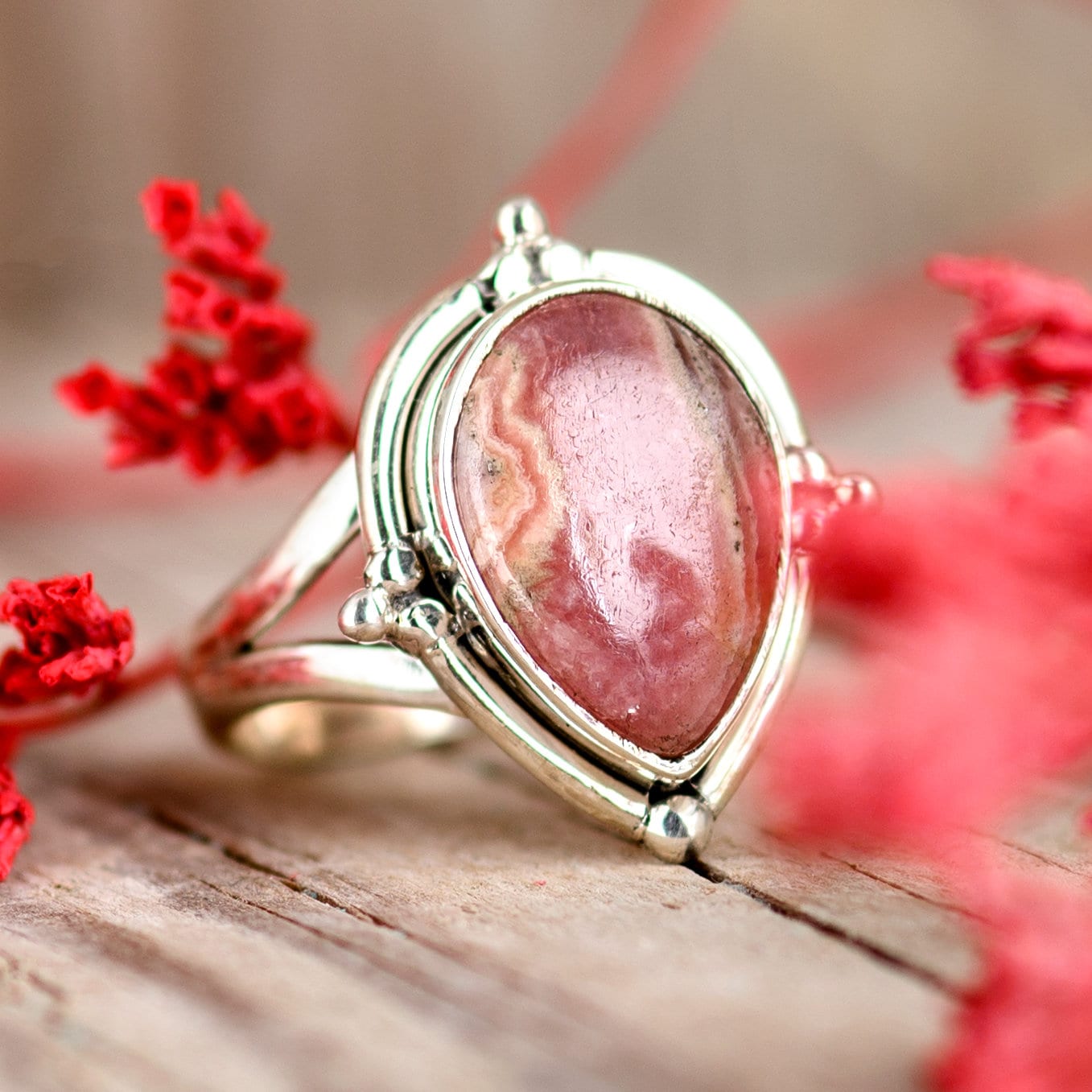 Echte Rhodochrosit Ring Für Frauen, Sterling Silber Ring, Boho Naturstein Echte Rosa Stein, Statement von BohoMagicSilver