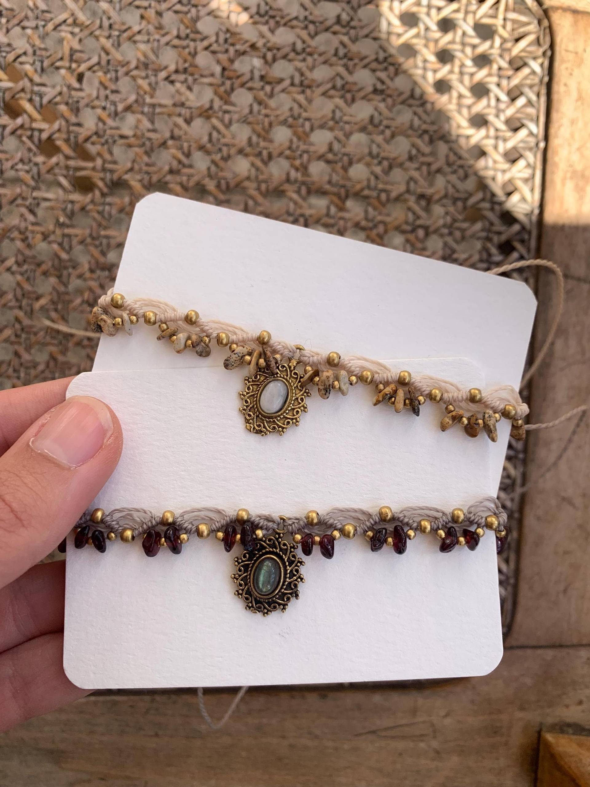 Makramee Kette Mit Messinganhänger Makramee Kette Mit Messinganhänger von BohoSoulLiz