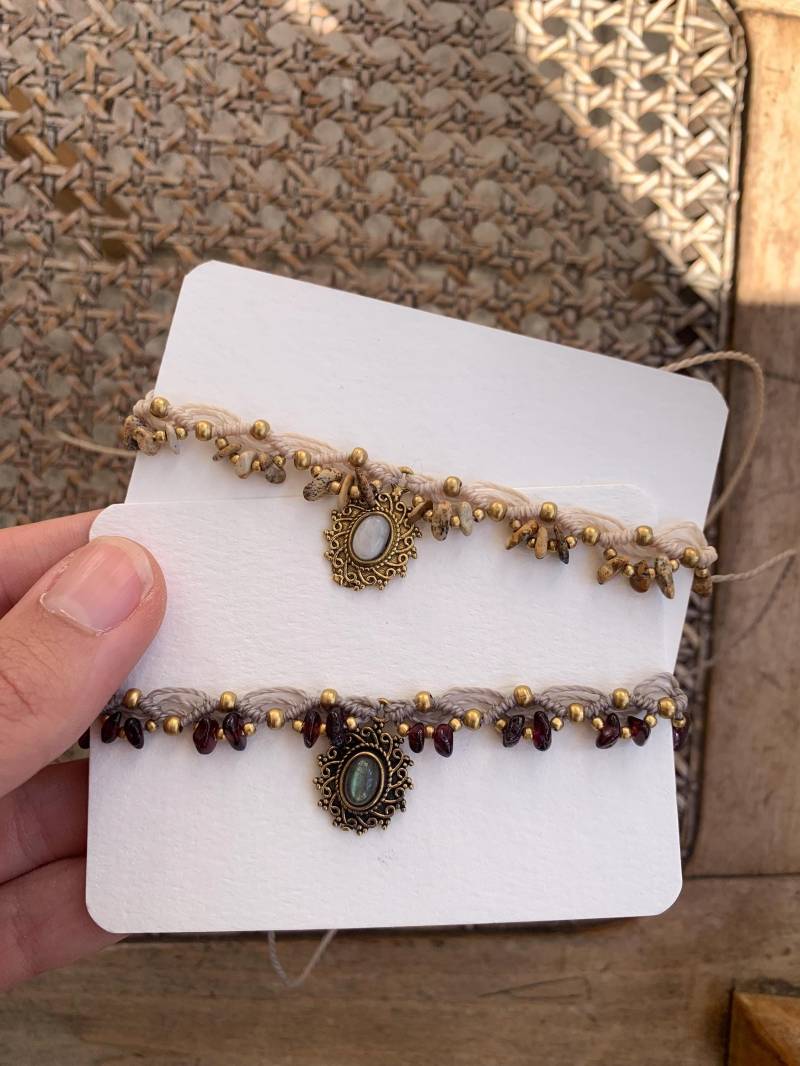Makramee Kette Mit Messinganhänger Makramee Kette Mit Messinganhänger von BohoSoulLiz