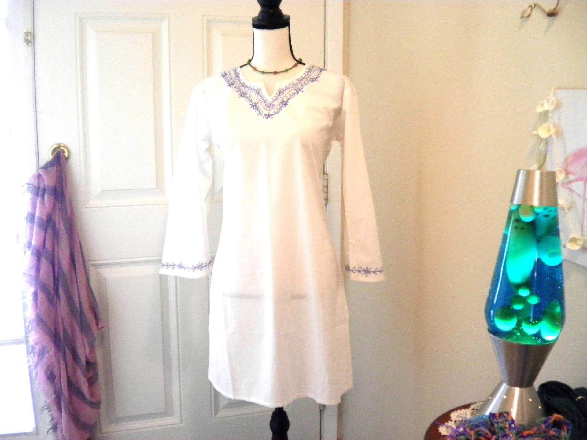 Weißes Baumwoll-Tunika-Kleid Frauen Ethnic Kurta, Größe S von BohoVintageVillage