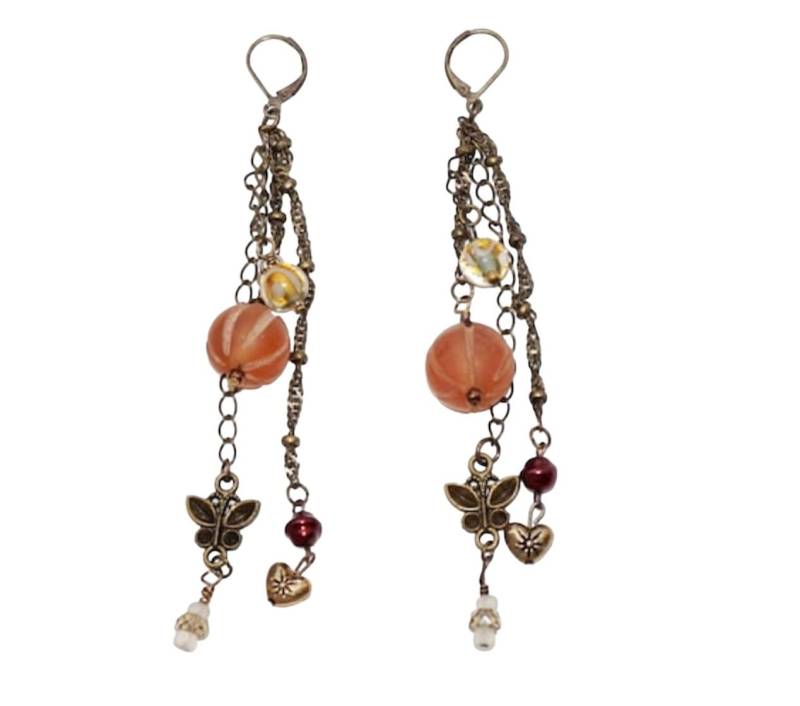 Ausverkauf. Boho Ohrringe, Antik Gold Tropfen Schmetterling Charm Charmed Bronze Schmuck von BohoXoXo