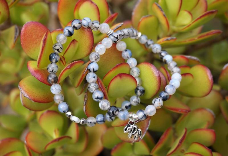 Blaues Perlenarmband Set, Evil Eye Armband Elefant Charm Unikat Geschenk von BohoXoXo