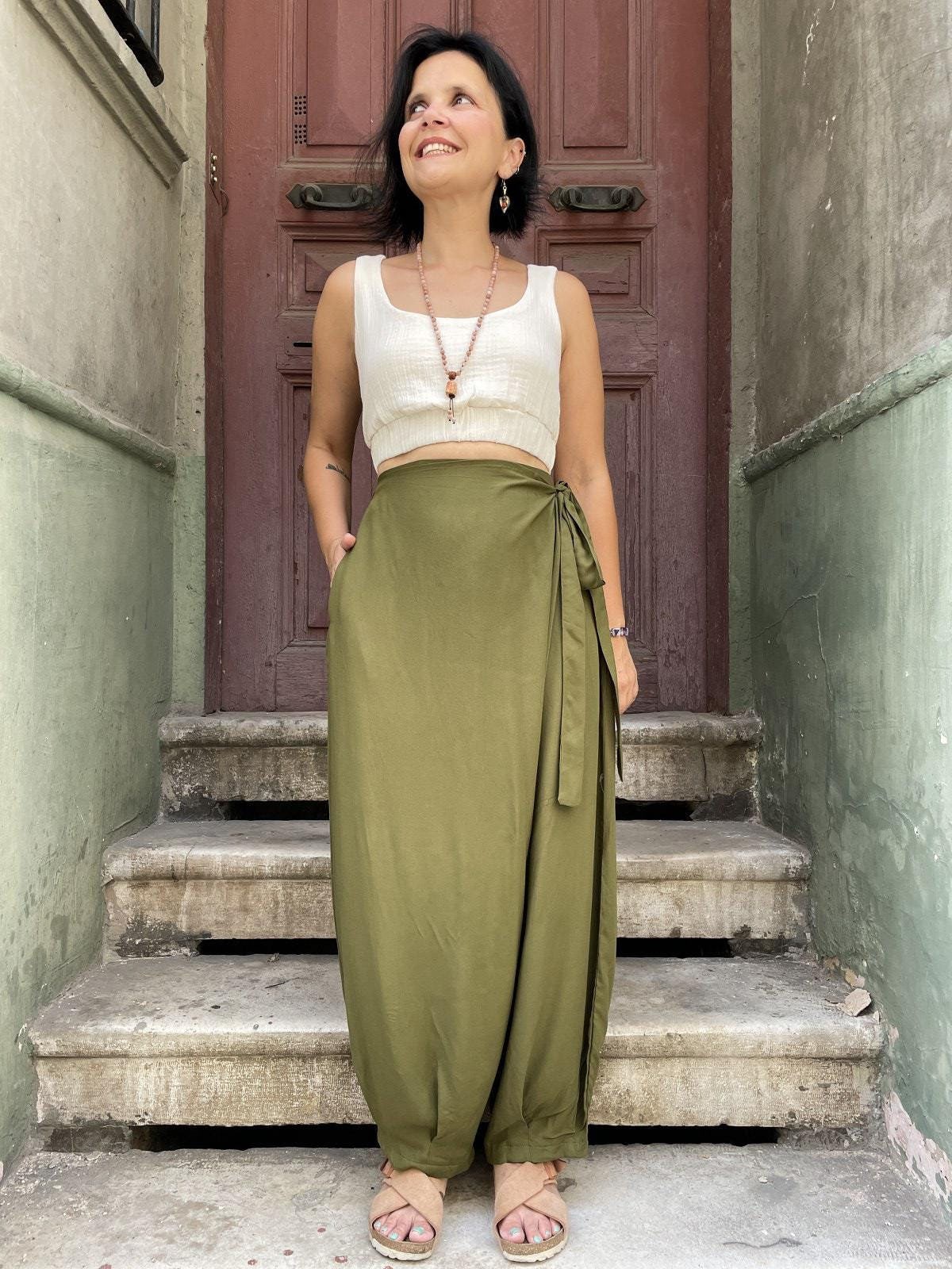 Olivgrün Haremshose Fold-Over Taille, Entspannte Boho Hose Olivgrün Haremshose Fold-Over Taille, Entspannte Boho Hose von BohoYasam