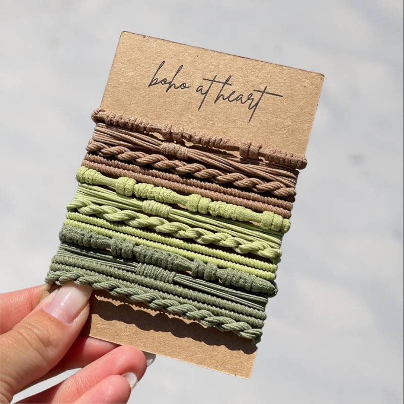 Haargummis Im Armbandstyle Beige Grün Khaki I Boho Armband Haargummi Zopfhalter Boho Schmuck Geschenk Für Freundin Muttertag von BohoatheartDE