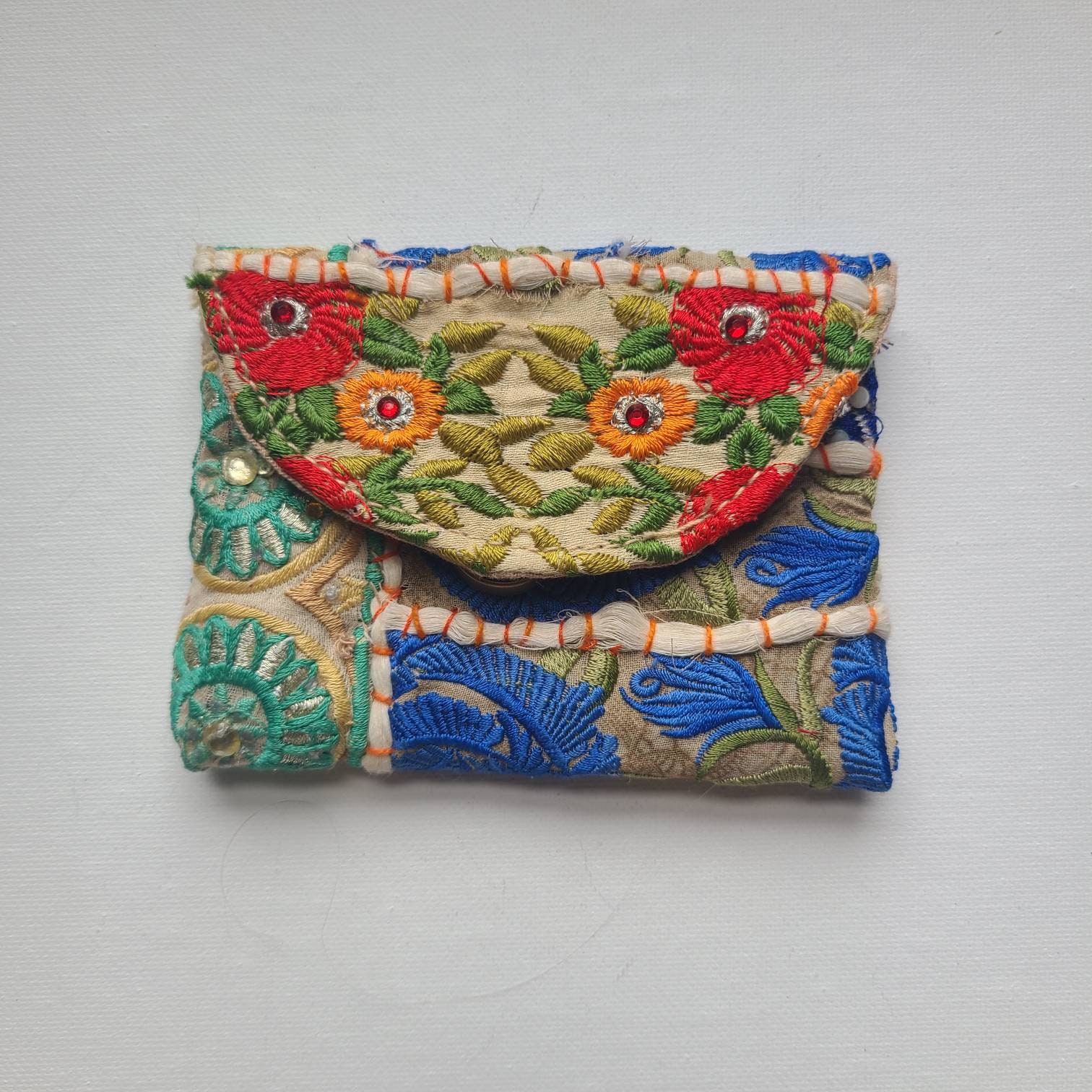 Portemonnaie Mit Blumenstickerei 9 X 12 cm Druckknöpfen Passend Für Geld Kreditkarten von BohotoCoco