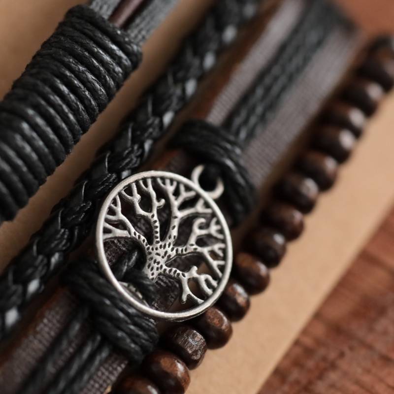 Lederperlen Seil Armbänder Set, Braun - Schwarz Set Für Männer Mit Vier Verstellbaren Armbändern, Gitarre, Hohlkreis Oder Lebensbaum Motiv von Bold5Jewels