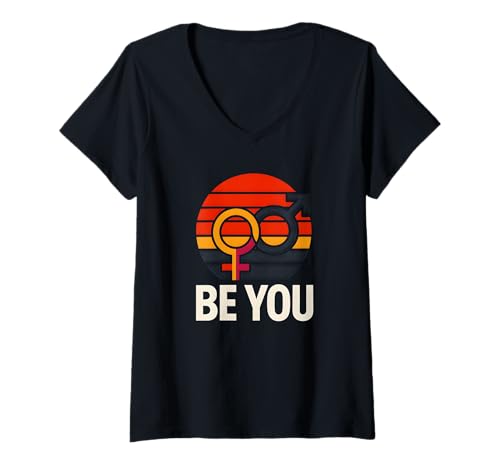 Damen Bisexual Pride Be You Moderne Damen Pride Flagge LGBTQ+ T-Shirt mit V-Ausschnitt Damen Bisexual Pride Be You Moderne Damen Pride Flagge LGBTQ+ T-Shirt mit V-Ausschnitt von Boldly Queer - Expressive Pride Apparel for All
