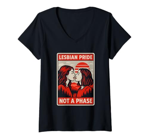 Damen Lesbian Pride Not a Phase Retro Damen Liebe Frauen LGBTQ+ T-Shirt mit V-Ausschnitt Damen Lesbian Pride Not a Phase Retro Damen Liebe Frauen LGBTQ+ T-Shirt mit V-Ausschnitt von Boldly Queer - Expressive Pride Apparel for All