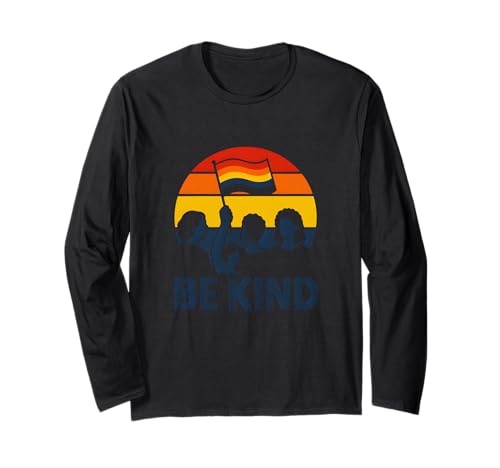 Gay Pride Sei nett Retro-Frauen Liebe ist Liebe Langarmshirt von Boldly Queer - Expressive Pride Apparel for All