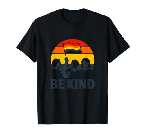 Gay Pride Sei nett Retro-Frauen Liebe ist Liebe T-Shirt von Boldly Queer - Expressive Pride Apparel for All