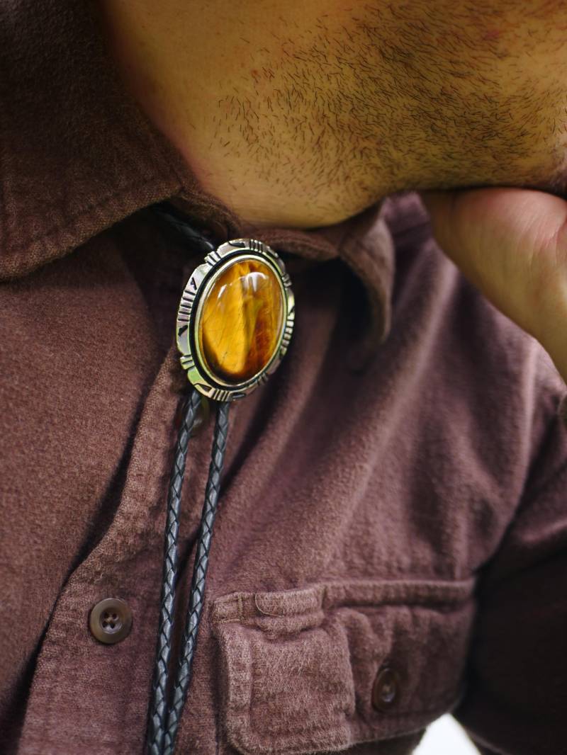 Tigerauge Polierten Stein Cabochon Bolo Krawatten Tigerauge Polierten Stein Cabochon Bolo Krawatten von BoloTieStore