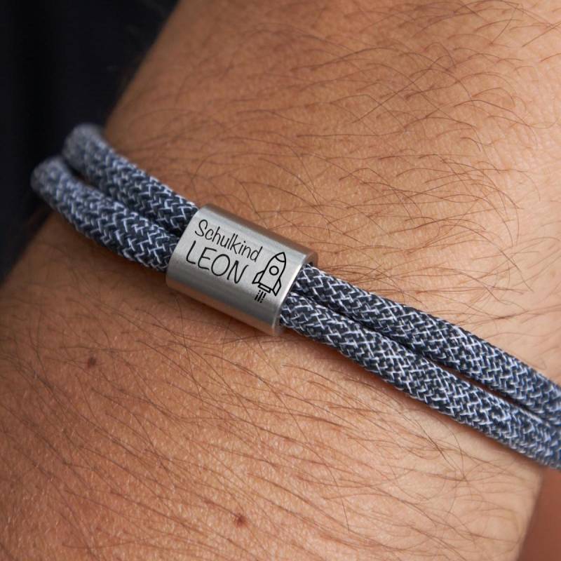 Schulkind Armband Mit Namen・einschulungsgeschenkidee Für Jungen & Mädchen・personalisiertes Geschenk Schulbeginn 2025・erste Klasse・schultüte von BombriShop