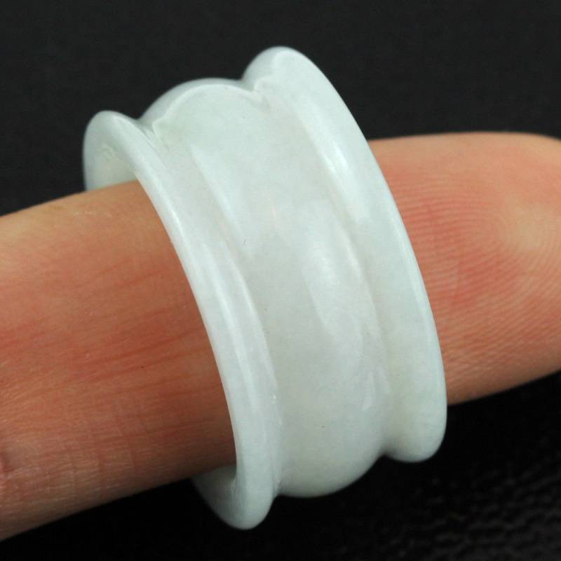 Größen 6, 5 Oder 10 Elegante Und Wunderschöne Weiße Lavendel Jadeit Jade Ring Unisex Hochzeit von BonAmiJewels