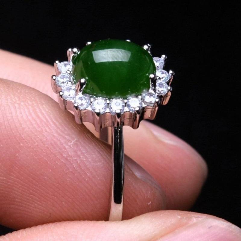 Sz8 Smaragd Jadeit Jade-Ring Mit Cz-Einfassung Sehr Schön Und Zierlich Verstellbar von BonAmiJewels