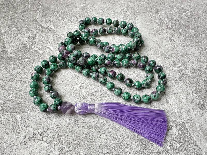 Mala Halskette 108 Rubin Zoisit Yoga Perlen Für Männer Frauen Handgeknüpfte Lange Heilschmuck von BonBonStones