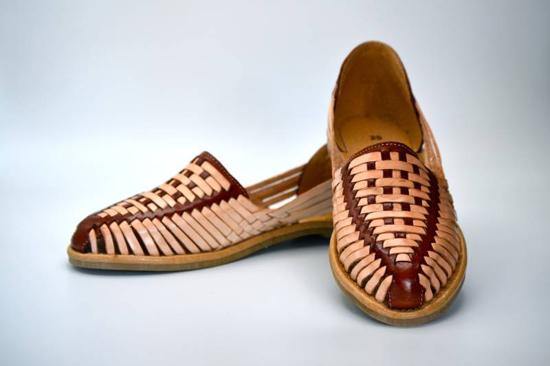 Leather Shoes Handmade From Mexico - Women's Slippers Leather Shoes Handmade From Mexico - Women's Slippers von Bonanzaa