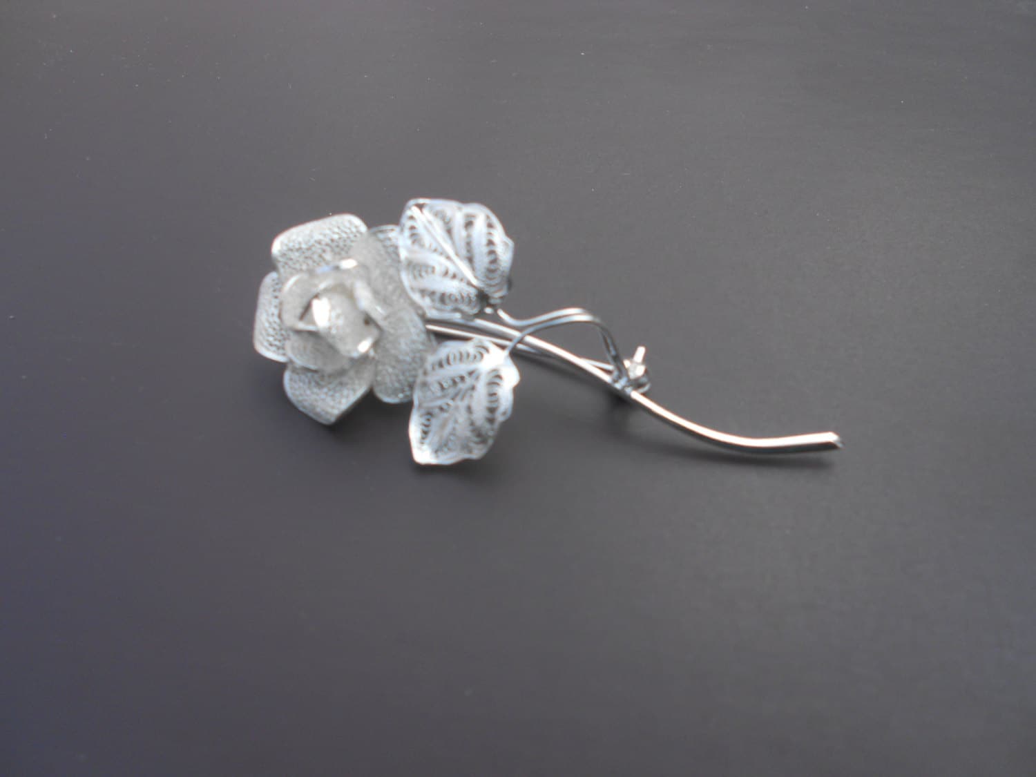 Thea Rose - Silberne Filigrane Brosche Thea Rose - Silberne Filigrane Brosche von BongeraFiligrana