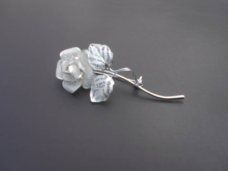 Thea Rose - Silberne Filigrane Brosche Thea Rose - Silberne Filigrane Brosche von BongeraFiligrana