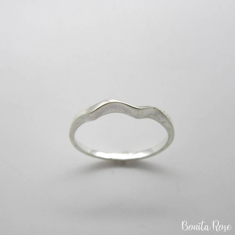 Minimal & Modern Kollektion, Ripple Ring, Stapelring, Ring Silber, Dünnes Band, Minimal von BonitaRoseJewelry