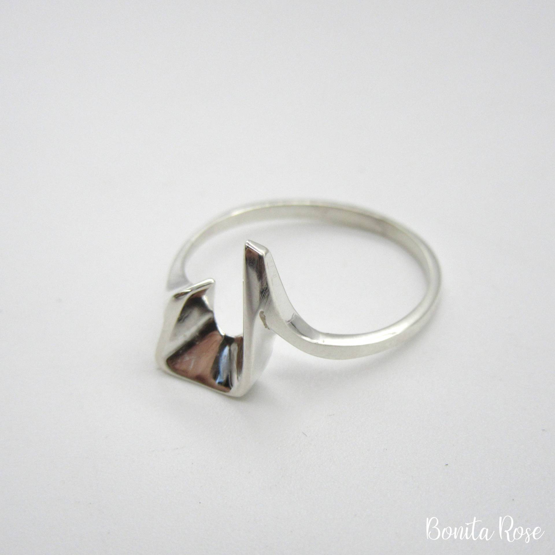 Minimale Und Moderne Sammlung, Innerer Ring, Bogen-Ring, Stapelringe, Sterling Stacker Silber Einfacher Bogen-Ring Aus von BonitaRoseJewelry