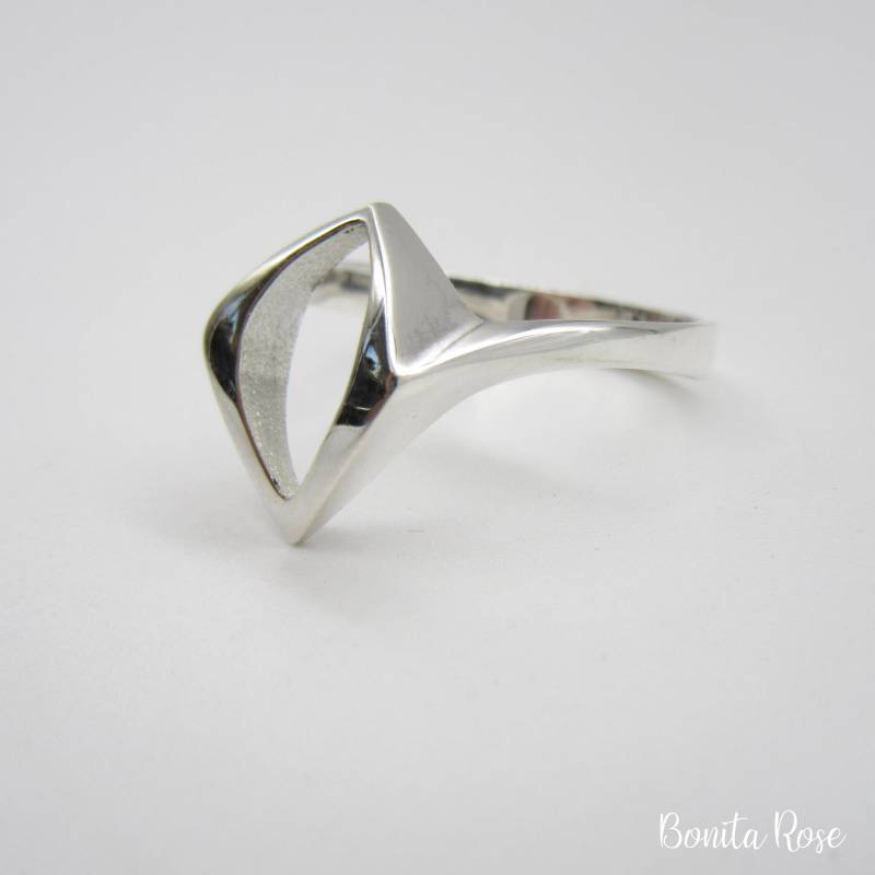 Minimale Und Moderne Sammlung, Stacker Ring, Kite Silber Einfache Drachen Schmuck von BonitaRoseJewelry