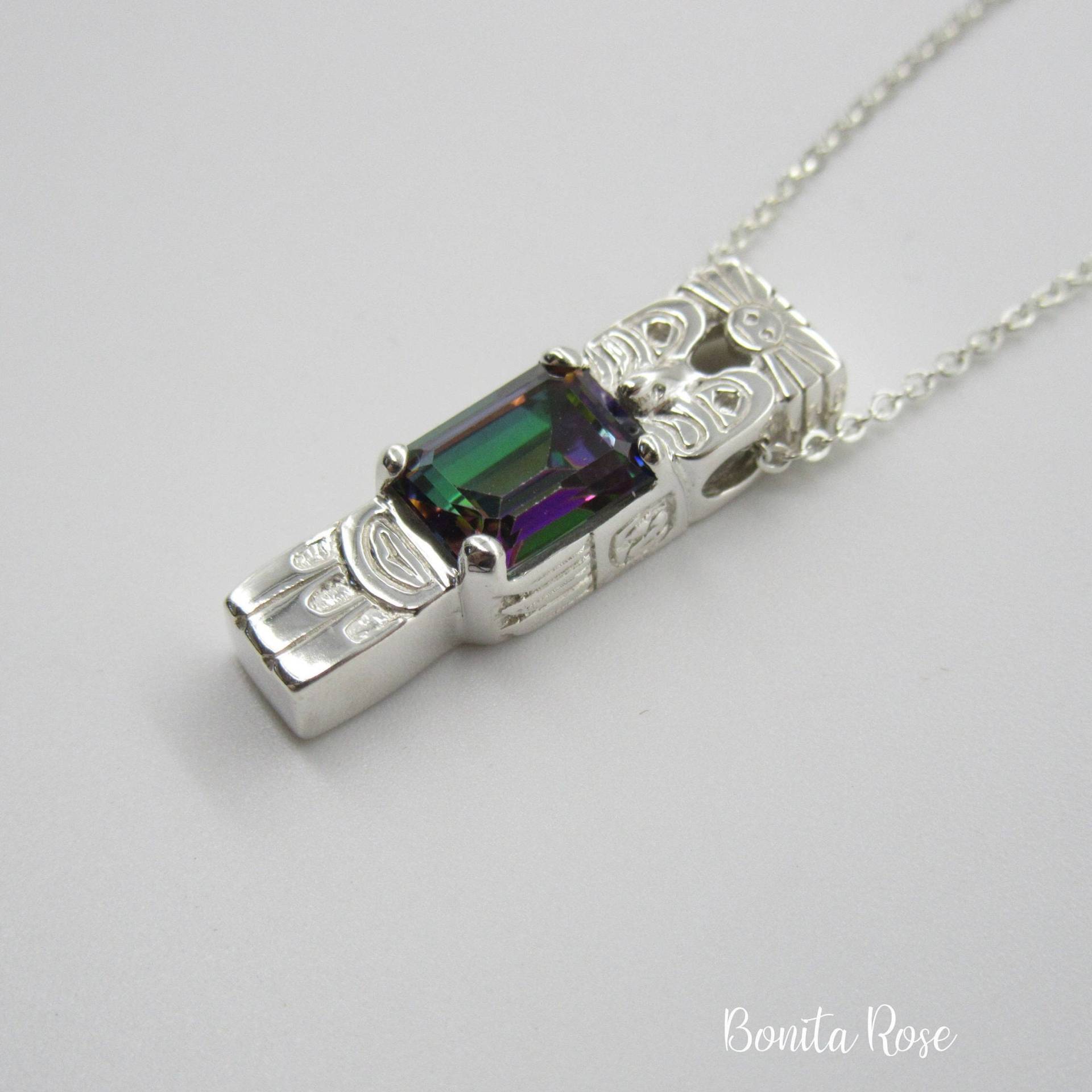 Native Collection - Adler-Totem Mystic Topaz Silberner Topas Nw Adler Adleranhänger von BonitaRoseJewelry