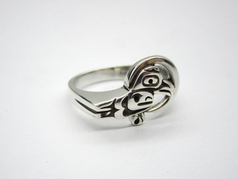 Raven Crescent Moon - Halbmond Ring Silberner Rabenring von BonitaRoseJewelry