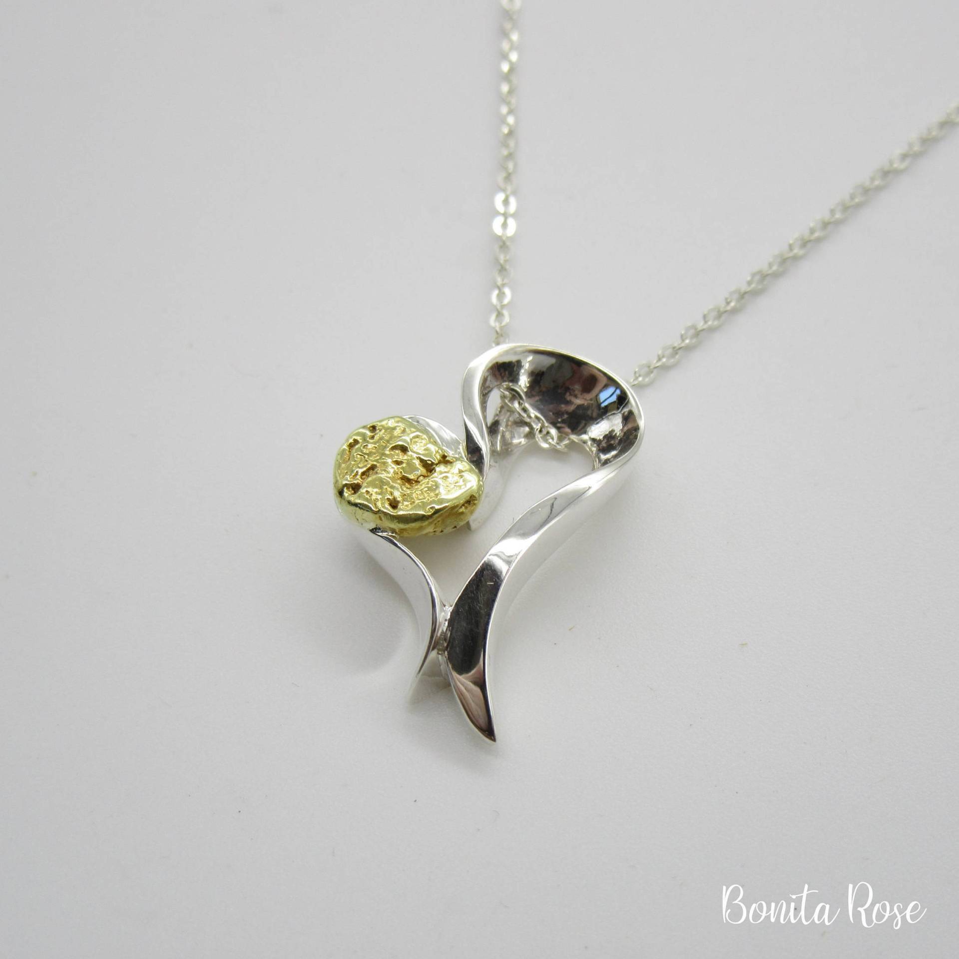 Valentine Goldherz - Offenes Herz Halskette Nugget Offener Anhänger Schlichter Kleines Silberherz von BonitaRoseJewelry