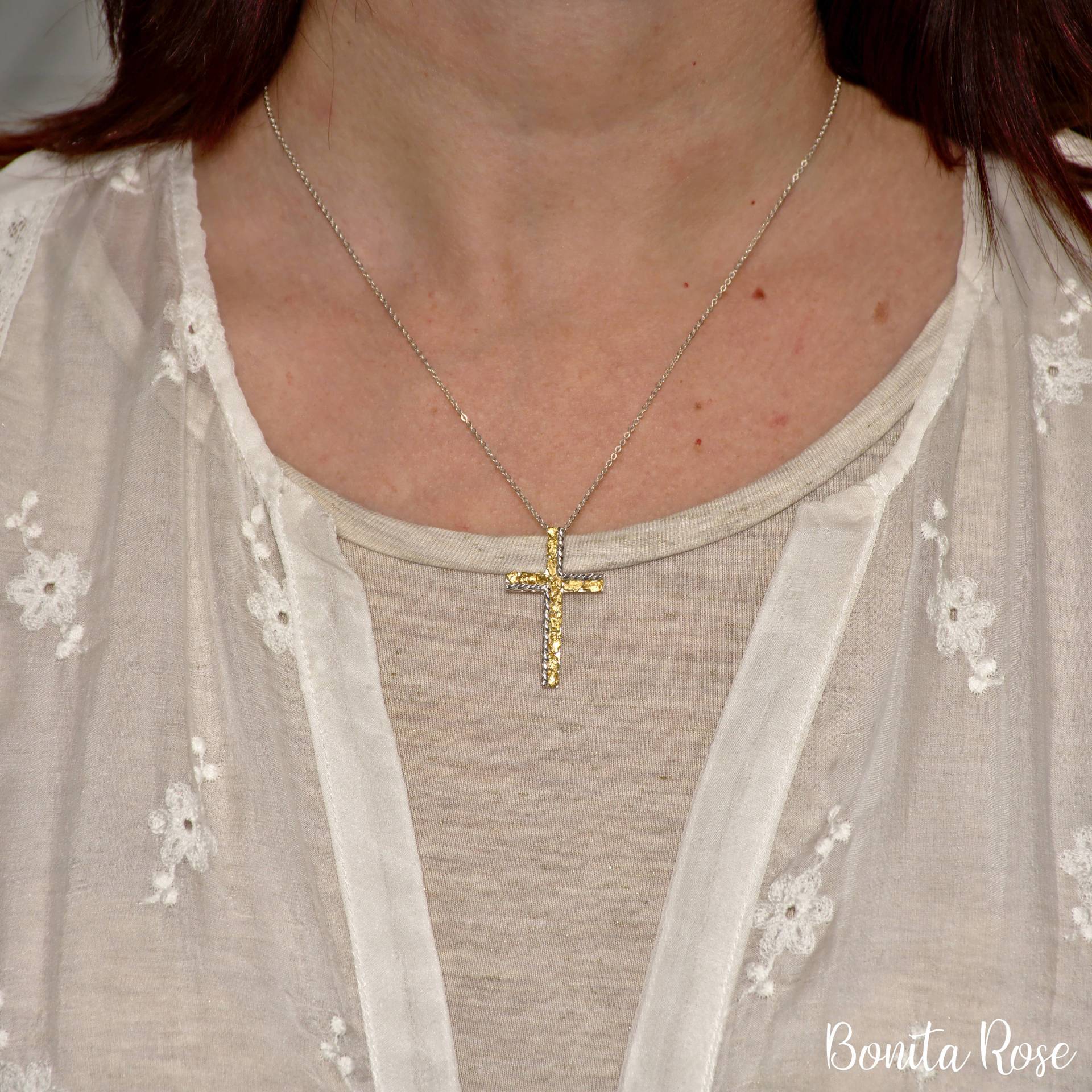 sterling Silber Seil Kreuz Mit Gold Nuggets Anhänger von BonitaRoseJewelry