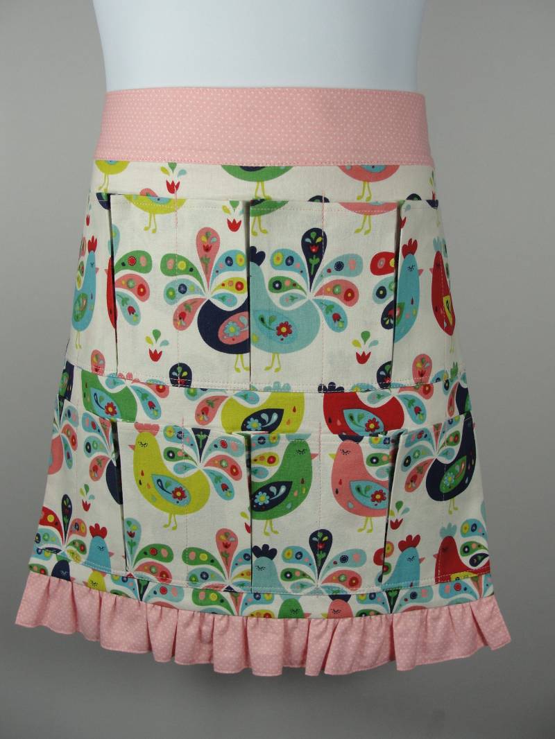 Kind Jugend Handmade Neuheit Huhn in Rosa 6 Tasche Schürze Mit Rüsche | Taschen Halten Eier Made Den Usa Kind Jugend Handmade Neuheit Huhn in Rosa 6 Tasche Schürze Mit Rüsche | Taschen Halten Eier Made Den Usa von BonnSewingroom