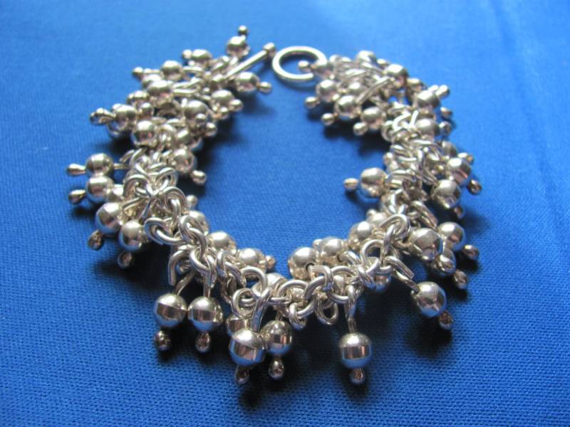 Jahrgang Saftige Hippie 1960Er Jahre Sterlingsilber Dna Cha Knebelverschluss Armband Mit Der Hand Gemacht Fabelhaftes Stück 68 Gramm 7, 5 Zoll Jahrgang Saftige Hippie 1960Er Jahre Sterlingsilber Dna Cha Knebelverschluss Armband Mit Der Hand Gemacht Fabelhaftes Stück 68 Gramm 7, 5 Zoll von BonniesGreatFinds