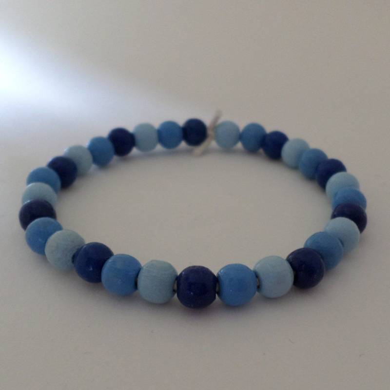 Holzperlen Armband - Blau Mit Bio Gummiband von BonniesKreativwerk